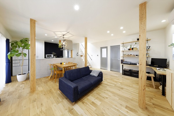 中古×リフォーム 自然素材とモルタルのこだわり空間